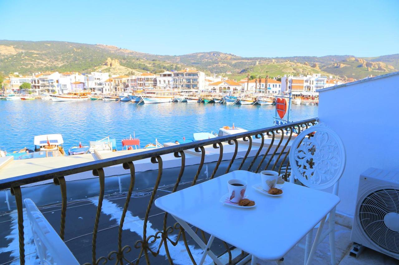 Huri & Nuri Hotel (Adults Only) Foça Esterno foto