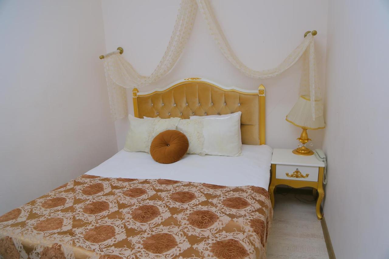 Huri & Nuri Hotel (Adults Only) Foça Esterno foto
