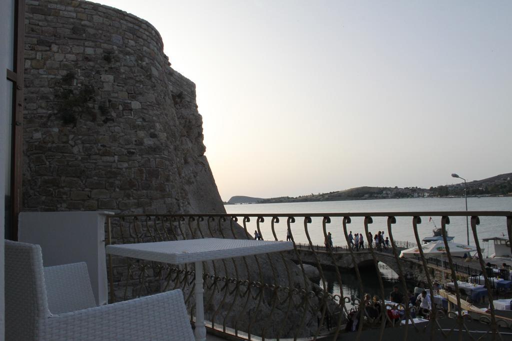 Huri & Nuri Hotel (Adults Only) Foça Esterno foto