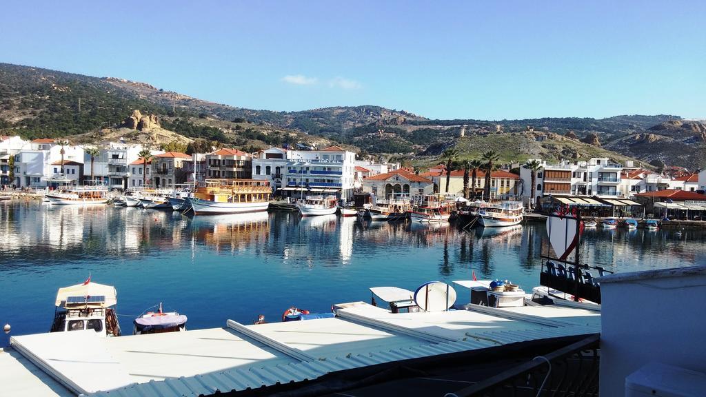 Huri & Nuri Hotel (Adults Only) Foça Esterno foto